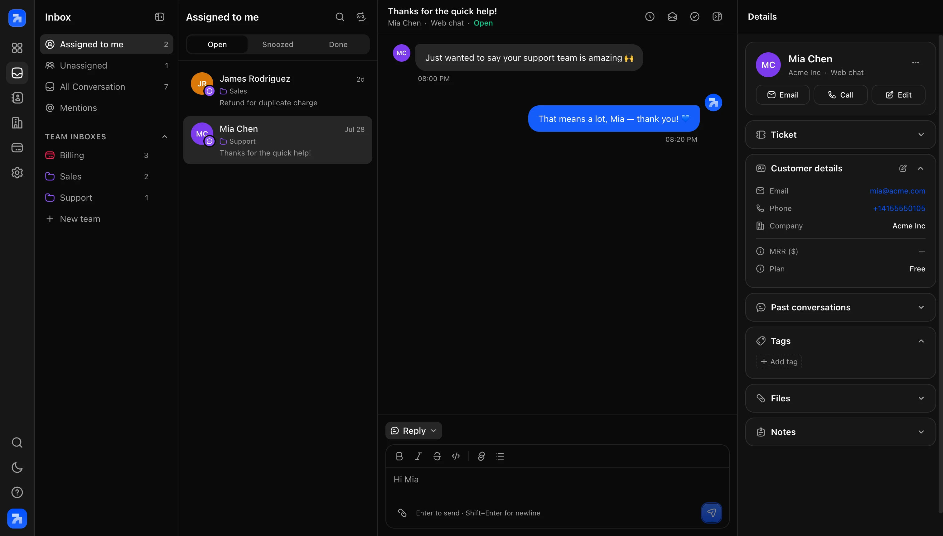 ContextHive inbox showing a conversation, reply composer, and customer details sidebar